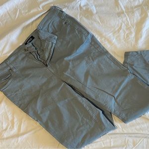 Women’s blue Buffalo, high rise, soft stretch, skinny pants. Size 12/32.